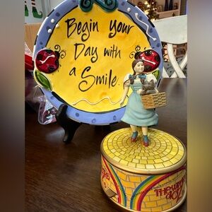 Dorothy from The Wizard of Oz Musical Figurine.